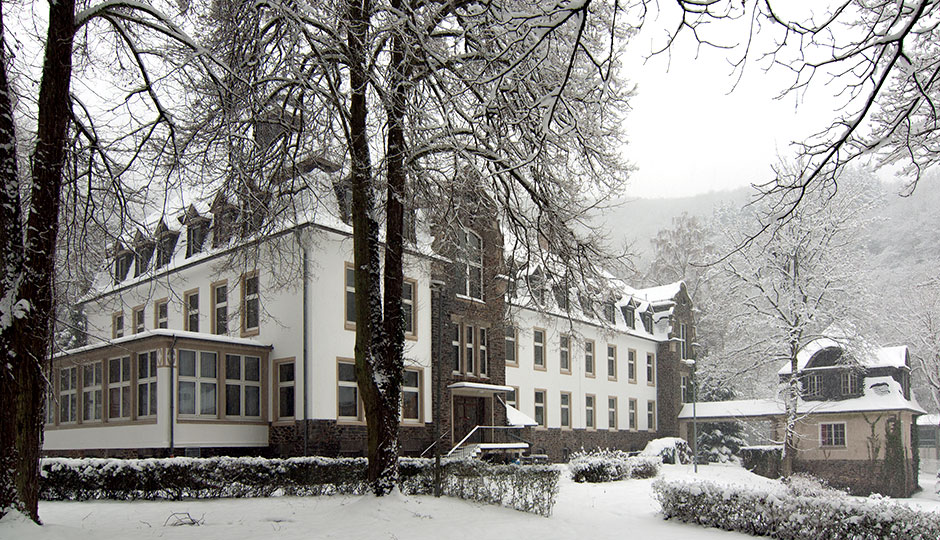 Haus Wildstein im Winter